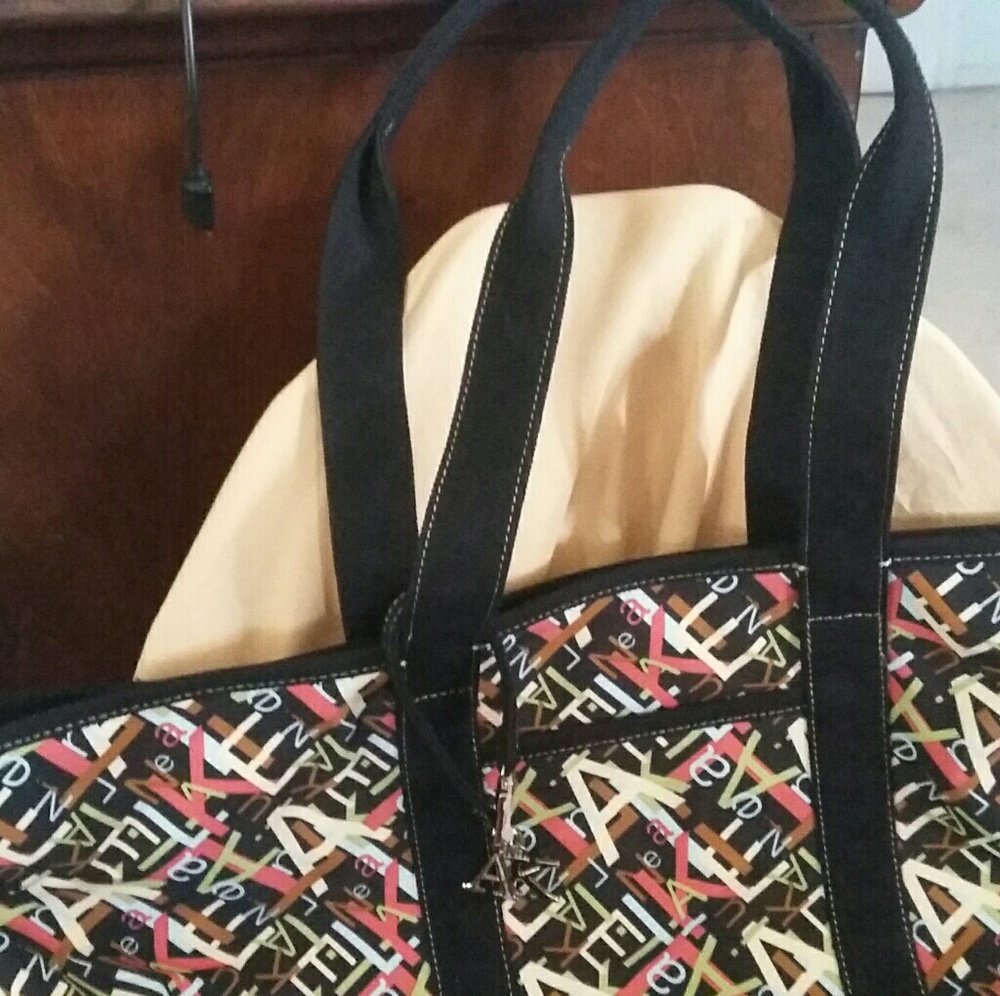 Purse - Picture 2 of 5